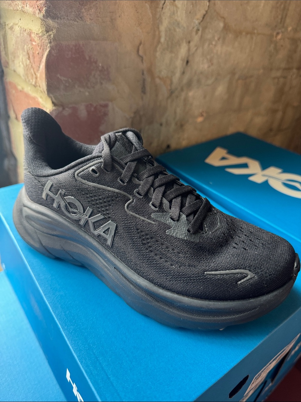 Hoka Clifton 10 - BBLC All Black Neutral Cushioning Running Shoe